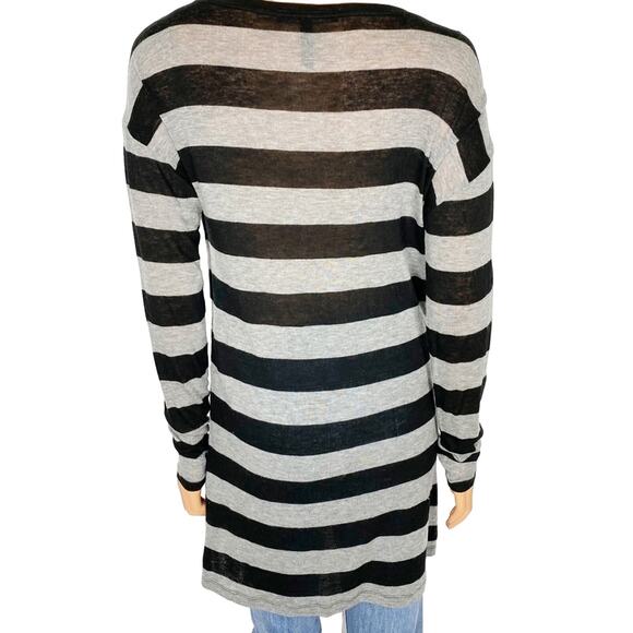 BCBGMaxAzria gray & black striped lightweight sweater tunic TOP women's S small - Picture 4 of 7